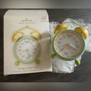 LIVING ON BABY TIME 2008 Hallmark Keepsake Christmas Ornament